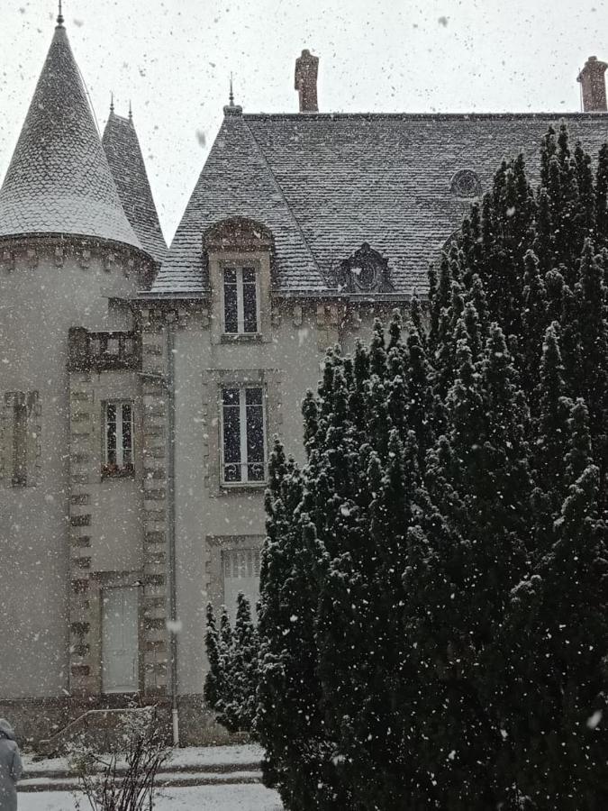 Chateau Maleplane Bed and Breakfast Saint-Léonard-de-Noblat Εξωτερικό φωτογραφία