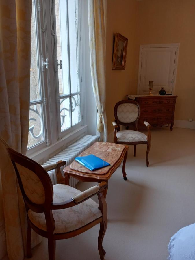 Chateau Maleplane Bed and Breakfast Saint-Léonard-de-Noblat Εξωτερικό φωτογραφία