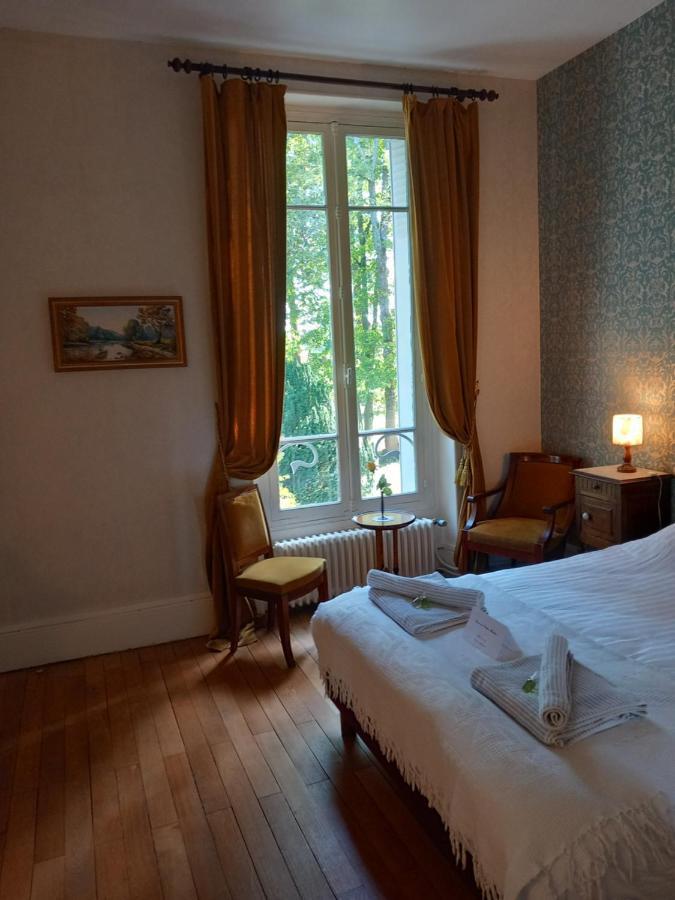 Chateau Maleplane Bed and Breakfast Saint-Léonard-de-Noblat Εξωτερικό φωτογραφία